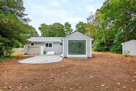 16 Lakeside Drive Marstons Mills MA 02648