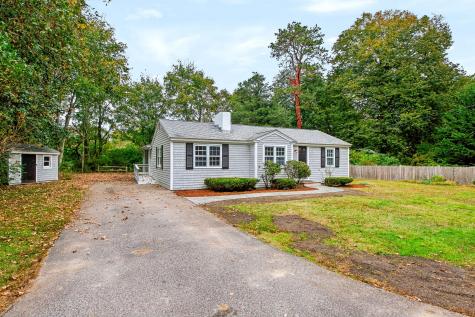 16 Lakeside Drive Marstons Mills MA 02648