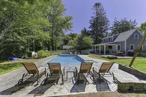 23 Willow Lane Yarmouth MA 02664