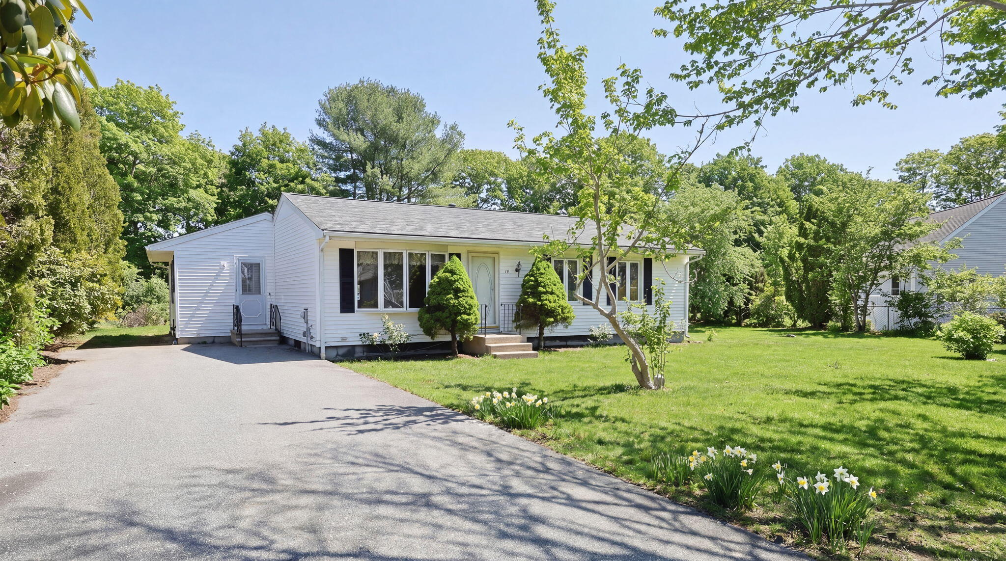 74 Grace Court Falmouth MA 02536