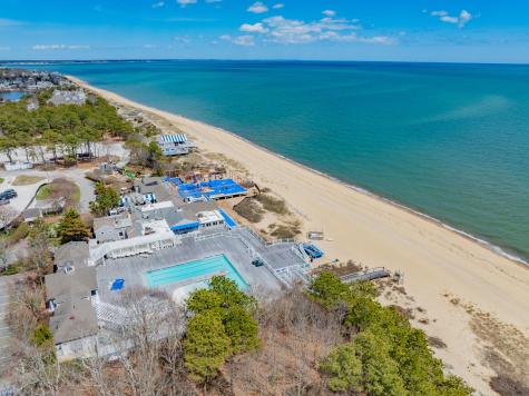 21 Uncatena Road Mashpee MA 02649