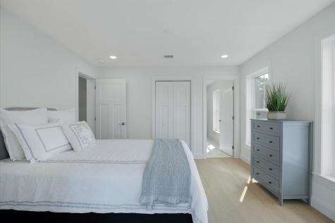 29 Parkers Neck Road South Yarmouth MA 02664