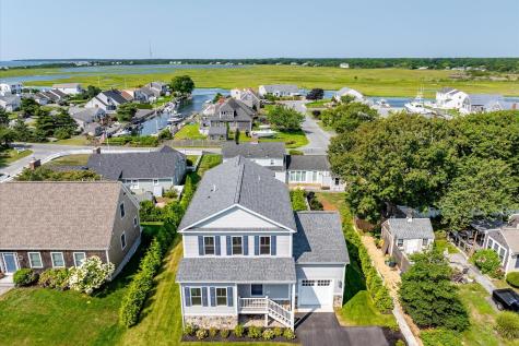 29 Parkers Neck Road South Yarmouth MA 02664