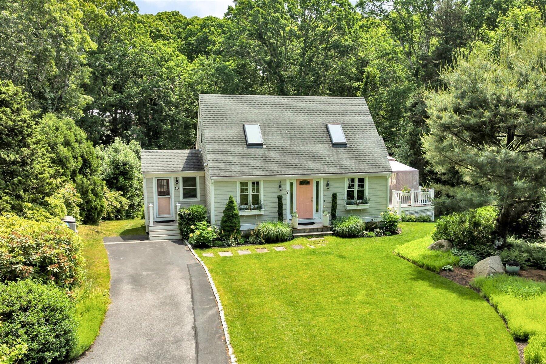 7 Cachalot Lane Falmouth MA 02540