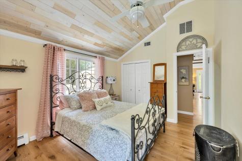 7 Cachalot Lane Falmouth MA 02540