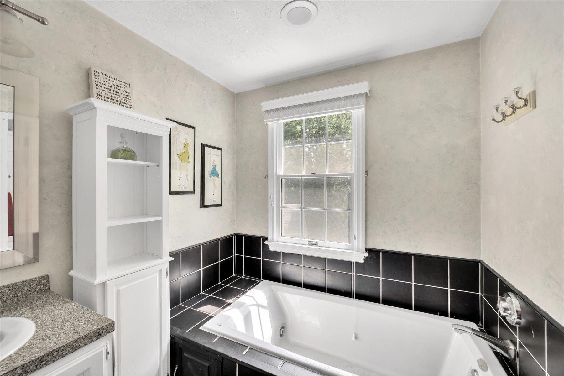 7 Cachalot Lane Falmouth MA 02540