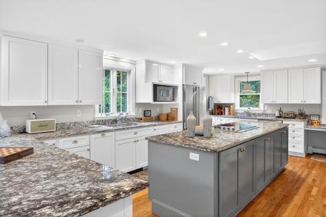 908 W Falmouth Highway Falmouth MA 02540