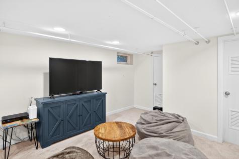 908 W Falmouth Highway Falmouth MA 02540