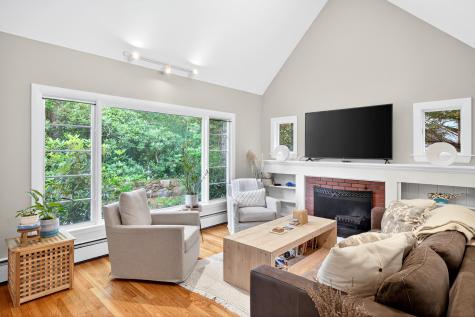 908 W Falmouth Highway Falmouth MA 02540