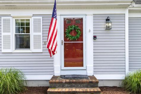 835 Old Barnstable Road Waquoit MA 02536