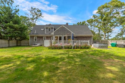 835 Old Barnstable Road Waquoit MA 02536