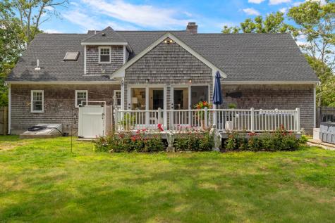835 Old Barnstable Road Waquoit MA 02536