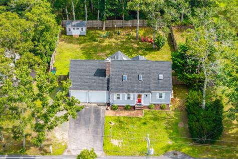 835 Old Barnstable Road Waquoit MA 02536