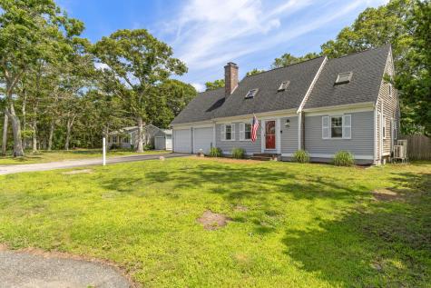 835 Old Barnstable Road Waquoit MA 02536