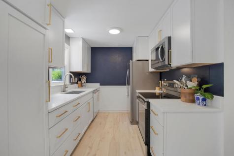 835 Old Barnstable Road Waquoit MA 02536
