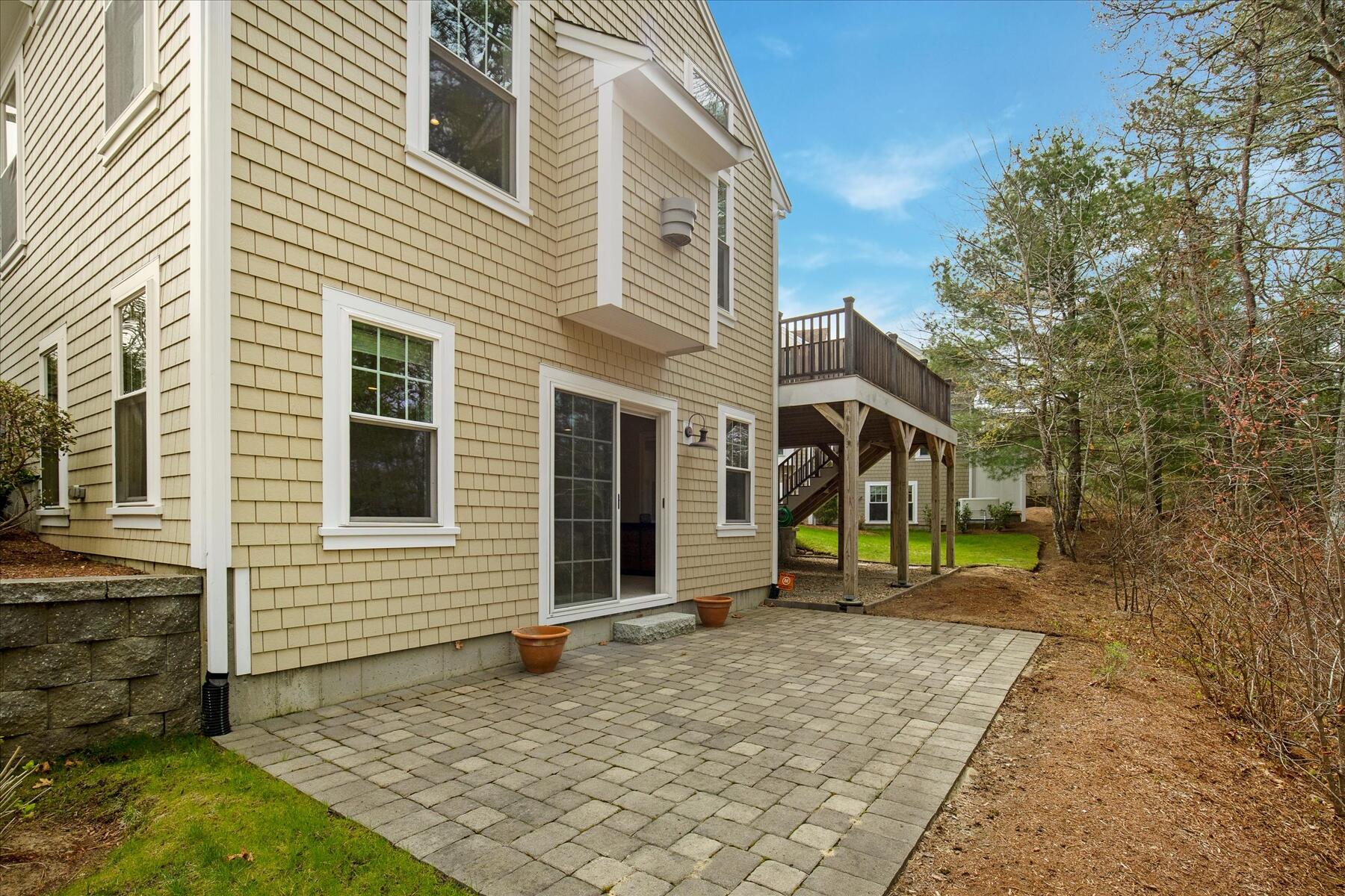 20 Saltwater Circle Mashpee MA 02649