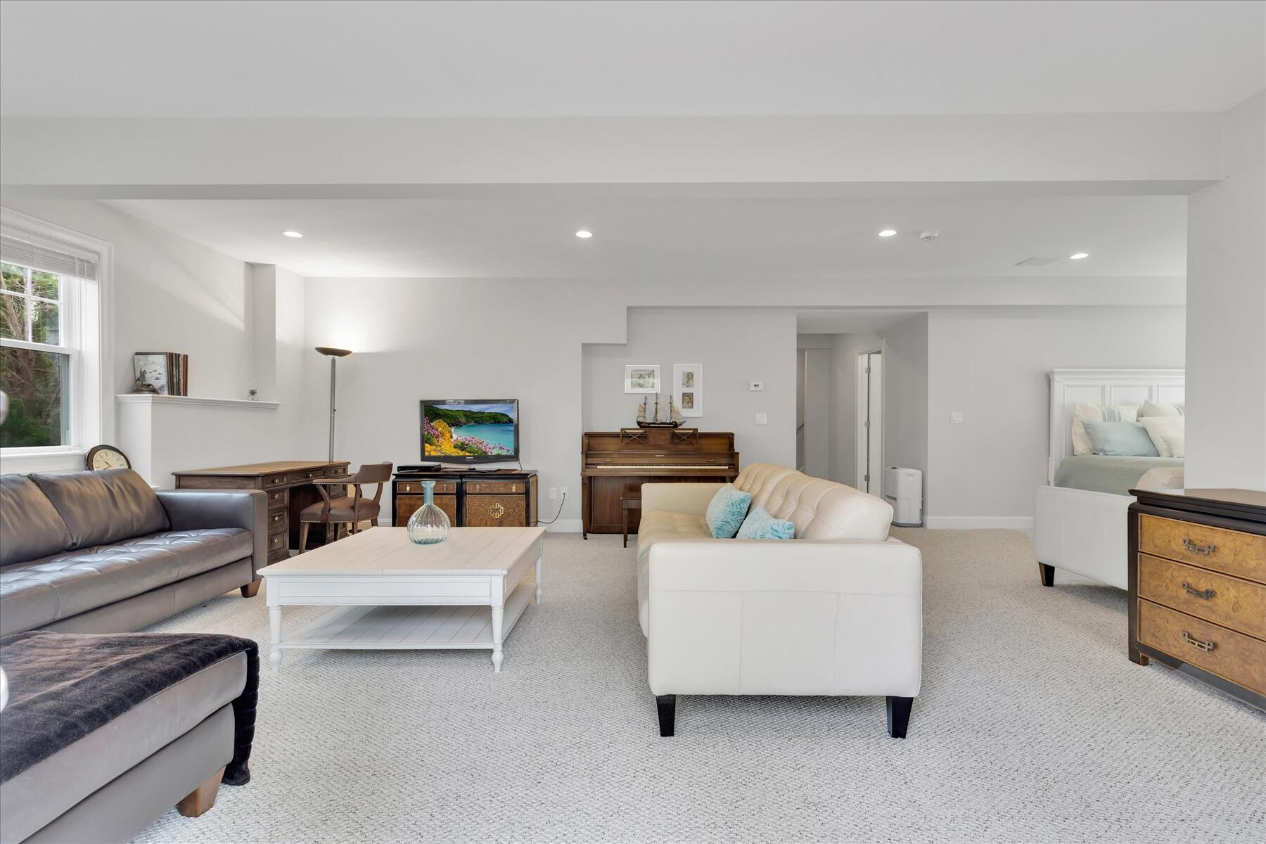 20 Saltwater Circle Mashpee MA 02649