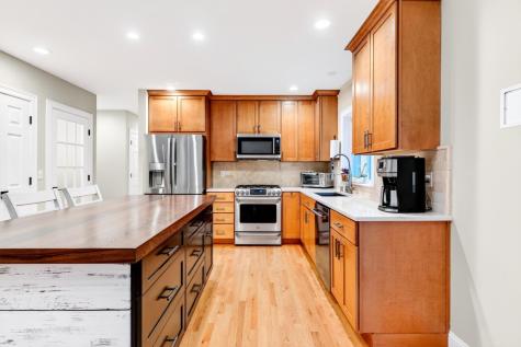 276 Pheasant Hill Circle Cotuit MA 02635