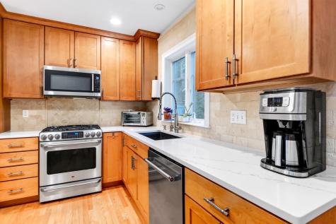 276 Pheasant Hill Circle Cotuit MA 02635