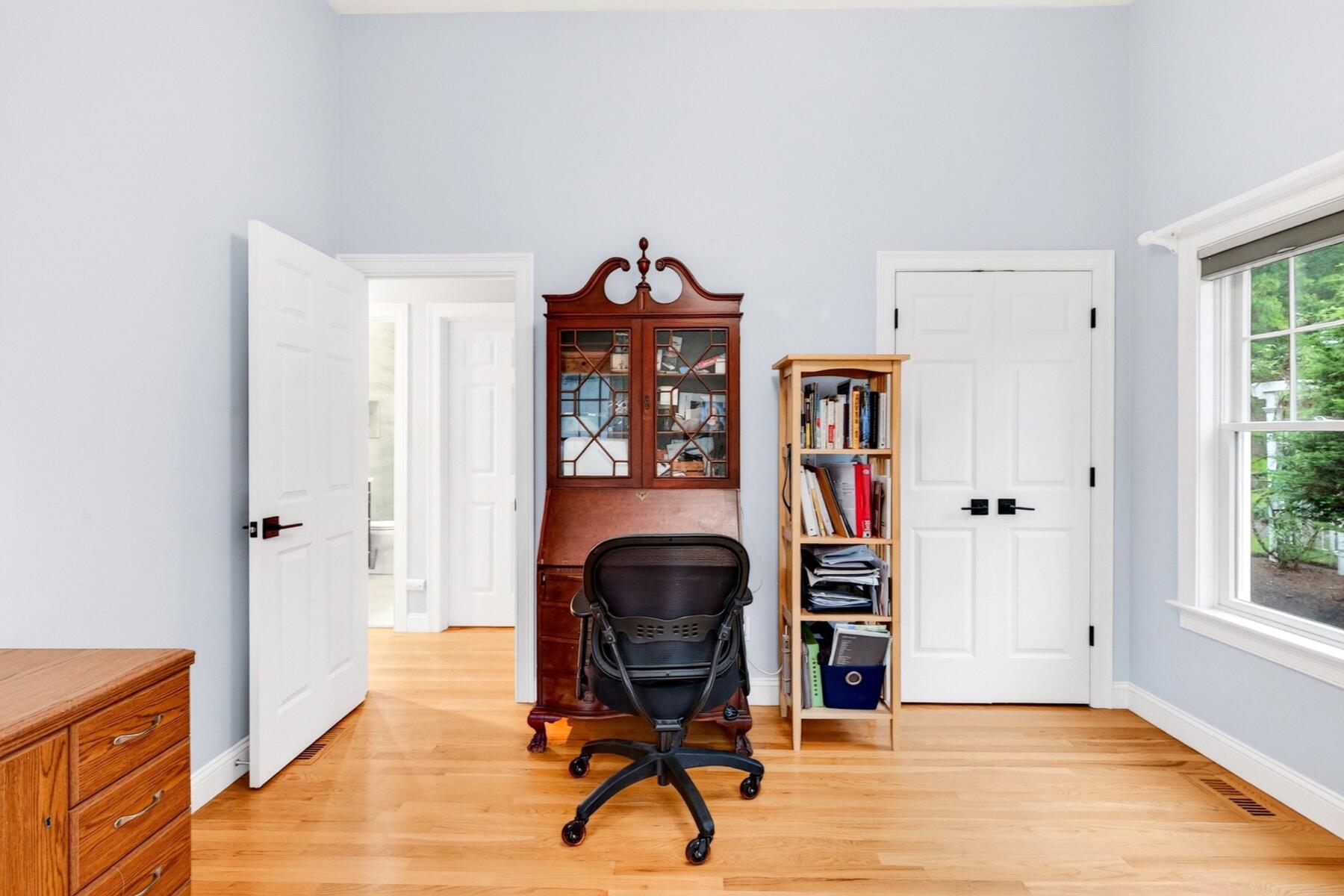 276 Pheasant Hill Circle Cotuit MA 02635