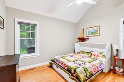 276 Pheasant Hill Circle Cotuit MA 02635