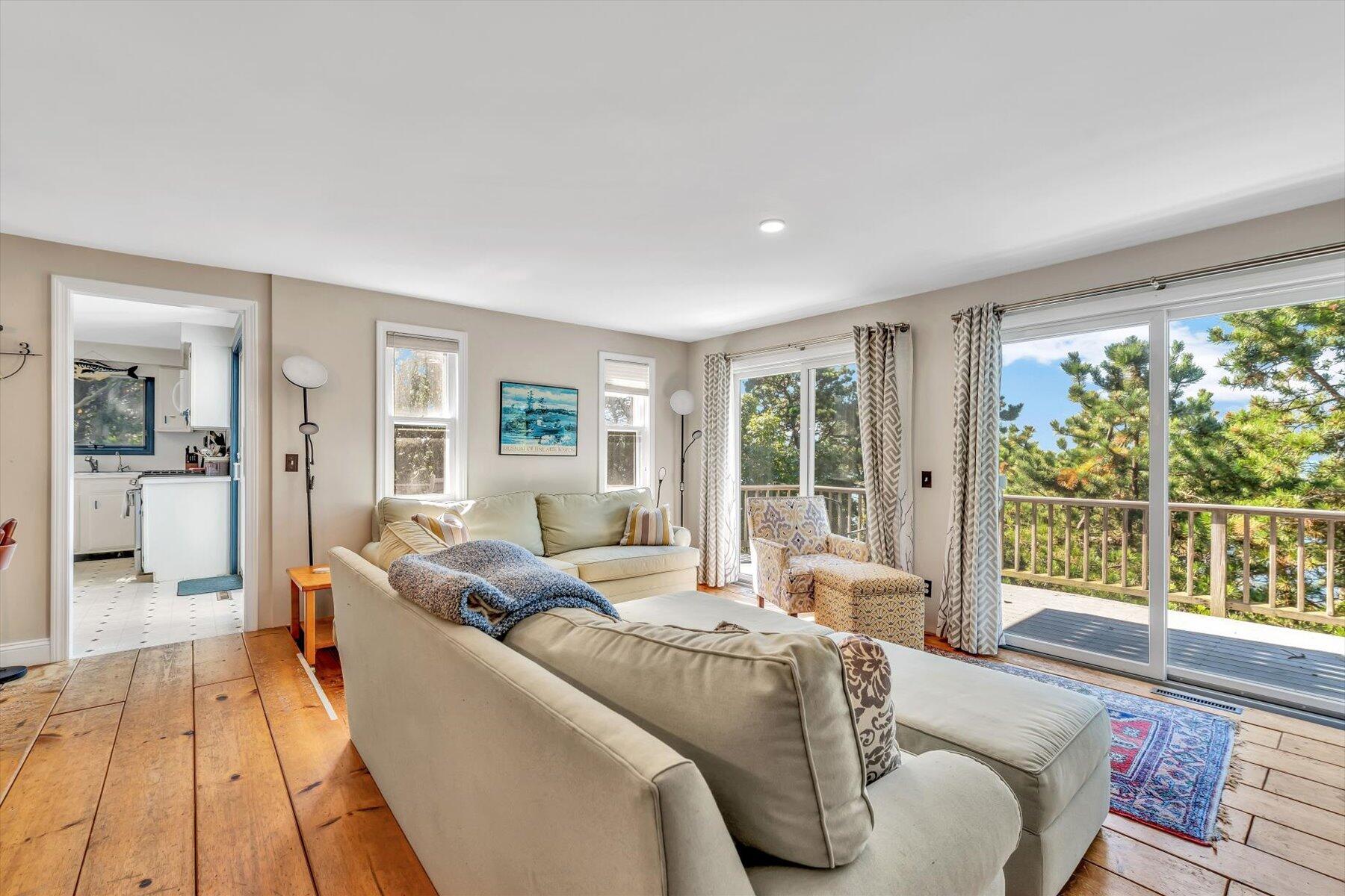 90 Ring Road Wellfleet MA 02667