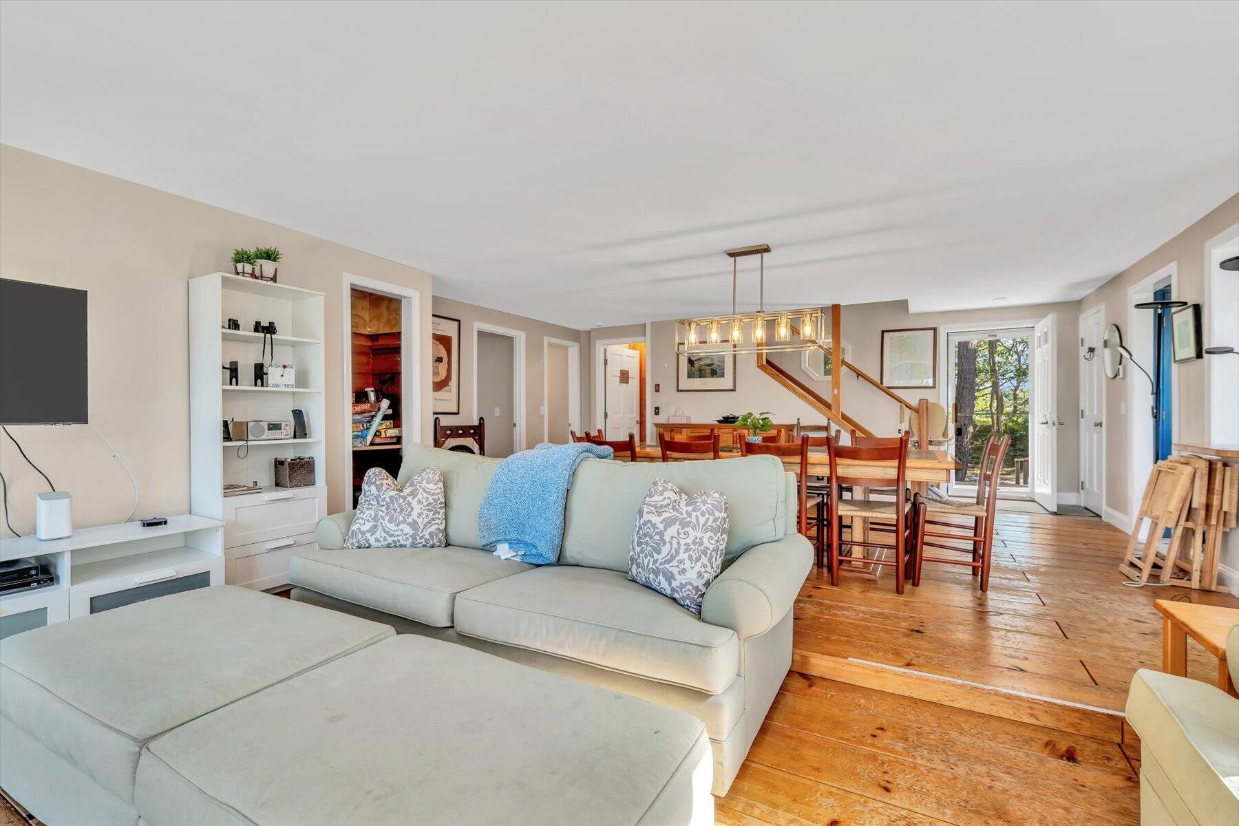 90 Ring Road Wellfleet MA 02667