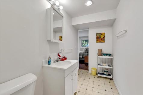 90 Ring Road Wellfleet MA 02667
