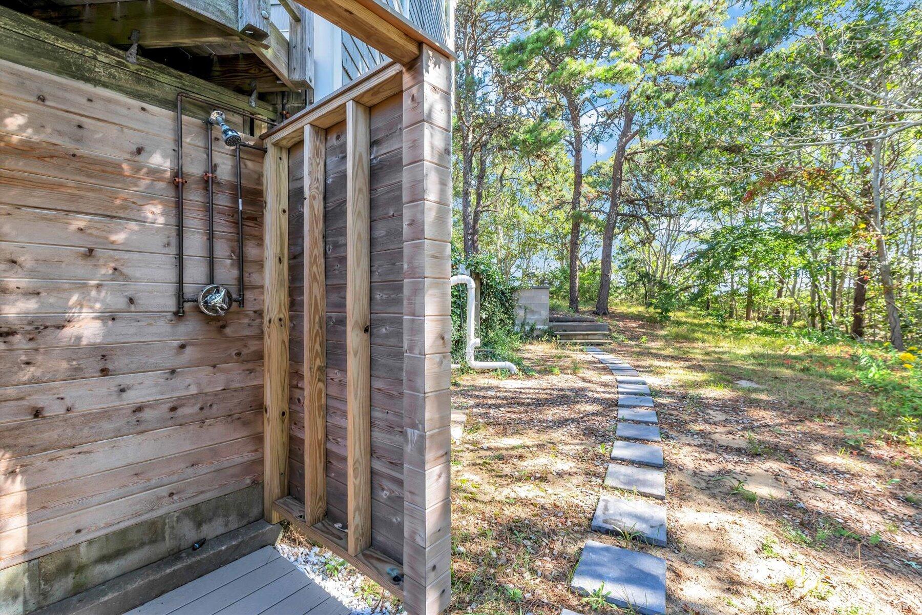 90 Ring Road Wellfleet MA 02667