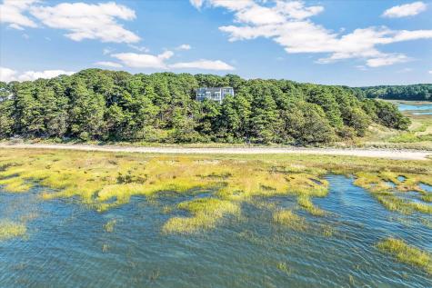 90 Ring Road Wellfleet MA 02667
