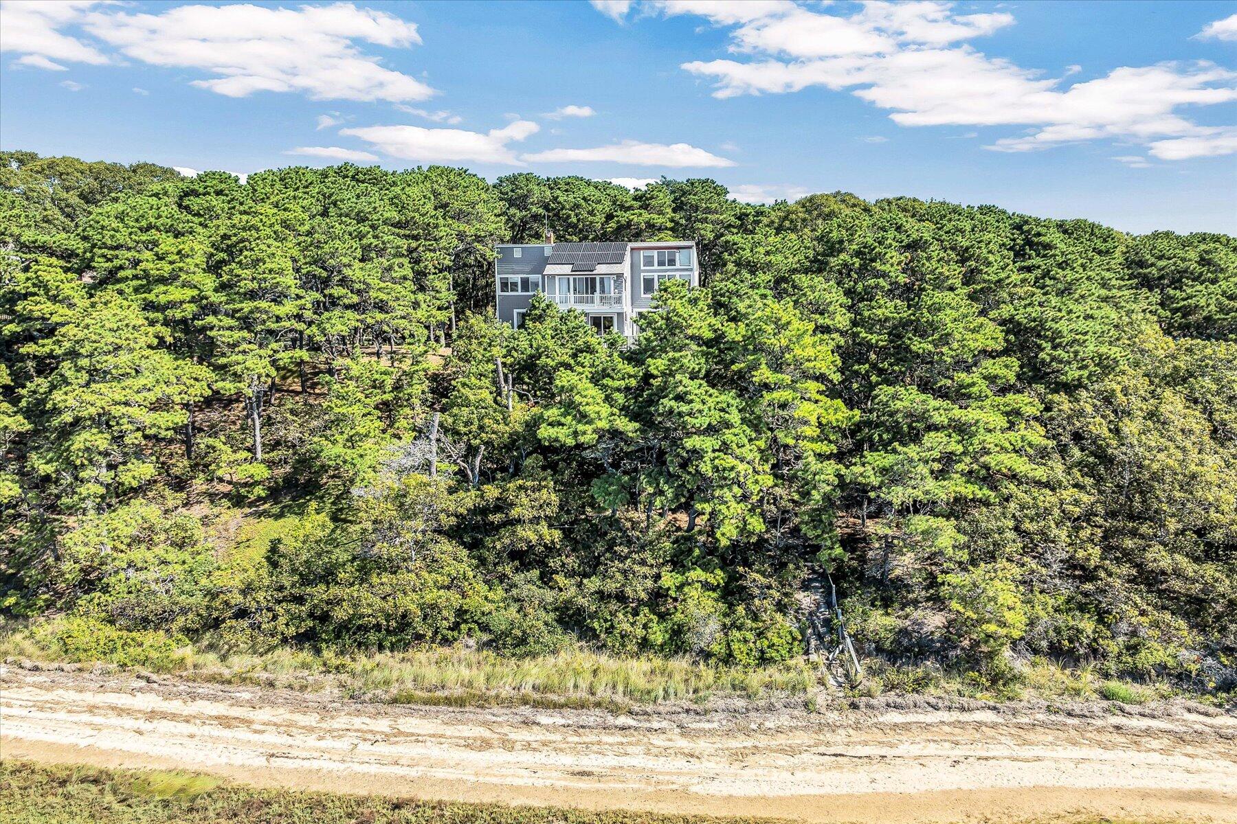 90 Ring Road Wellfleet MA 02667