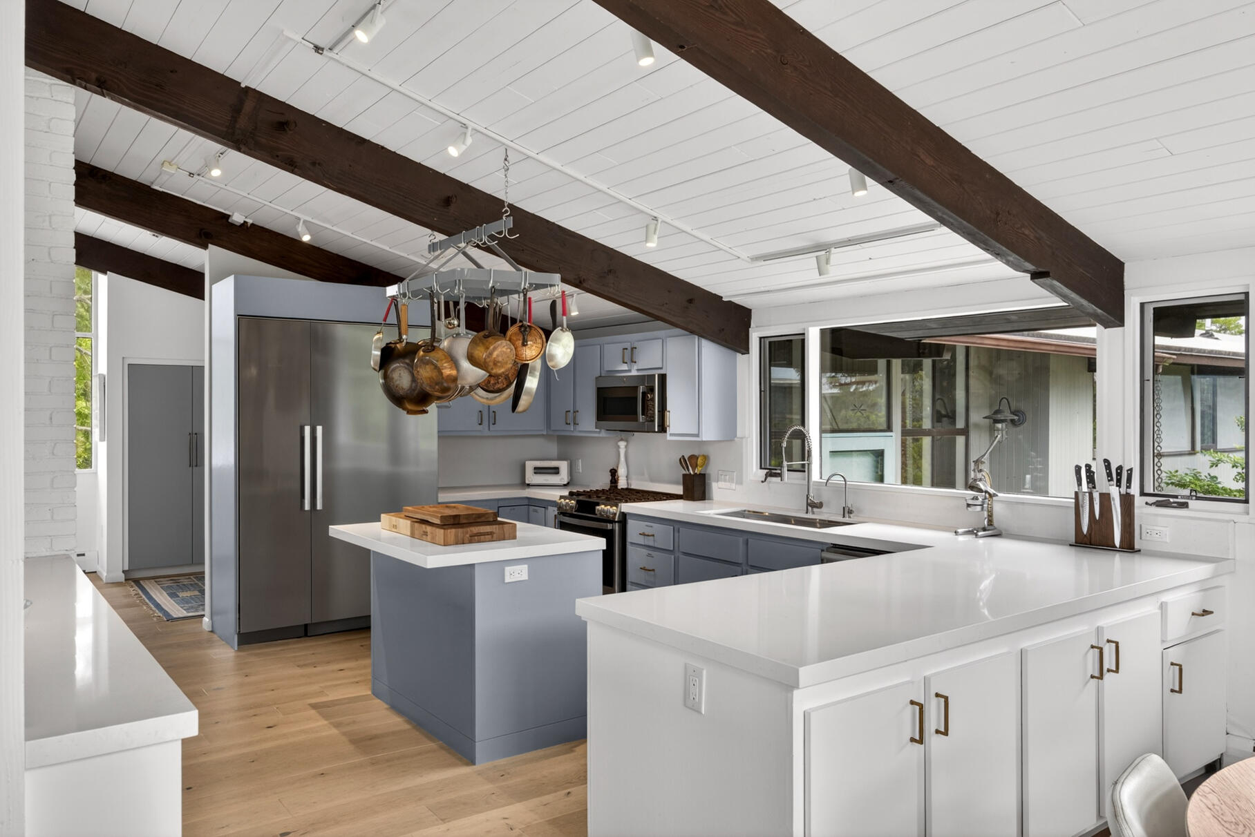 78 Gardiner Road Woods Hole MA 02543