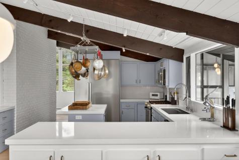 78 Gardiner Road Woods Hole MA 02543