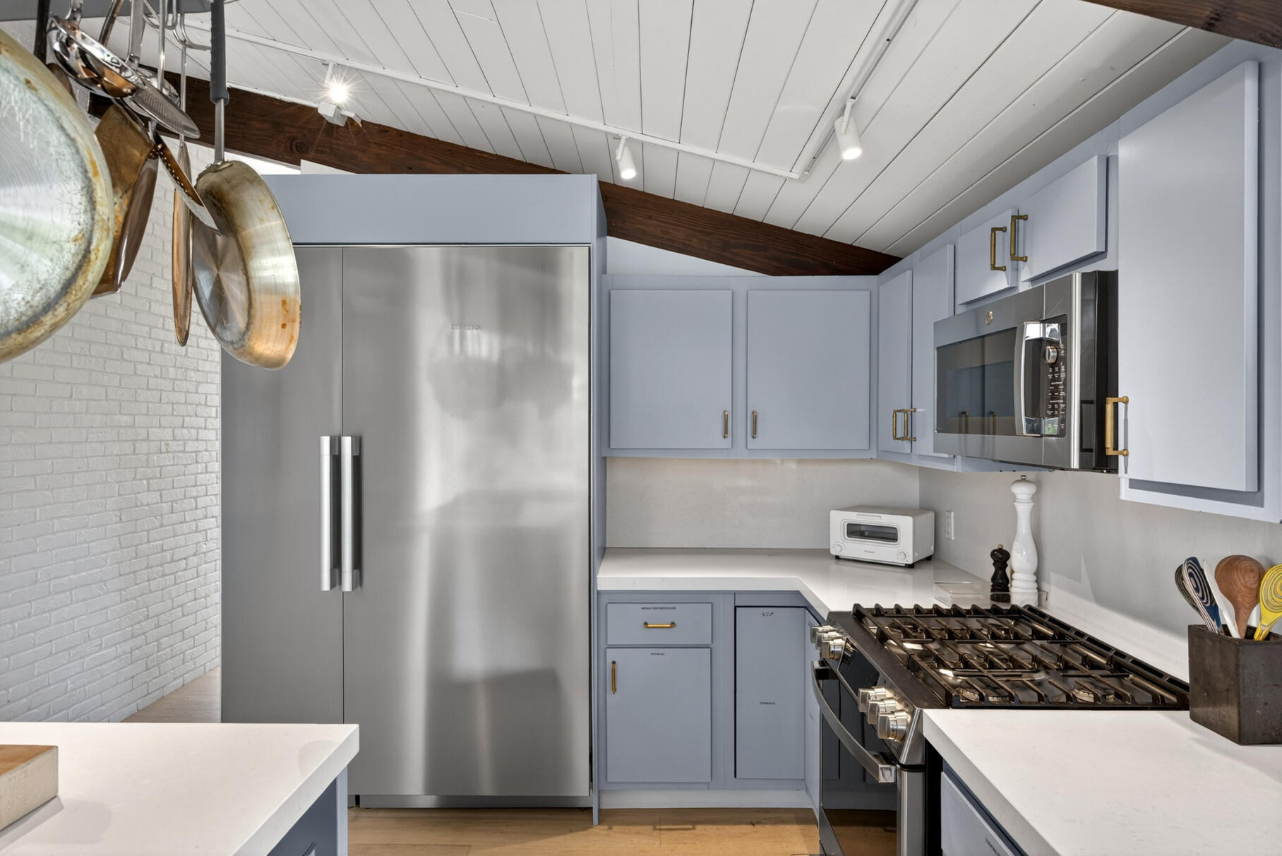 78 Gardiner Road Woods Hole MA 02543