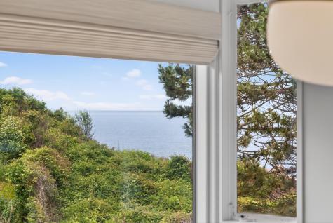 78 Gardiner Road Woods Hole MA 02543