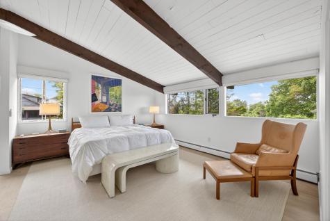 78 Gardiner Road Woods Hole MA 02543