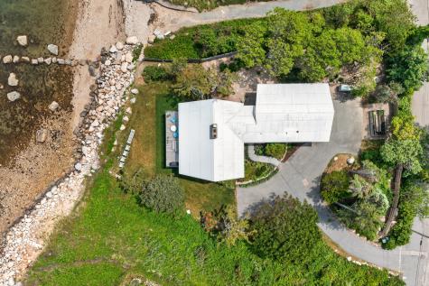 78 Gardiner Road Woods Hole MA 02543