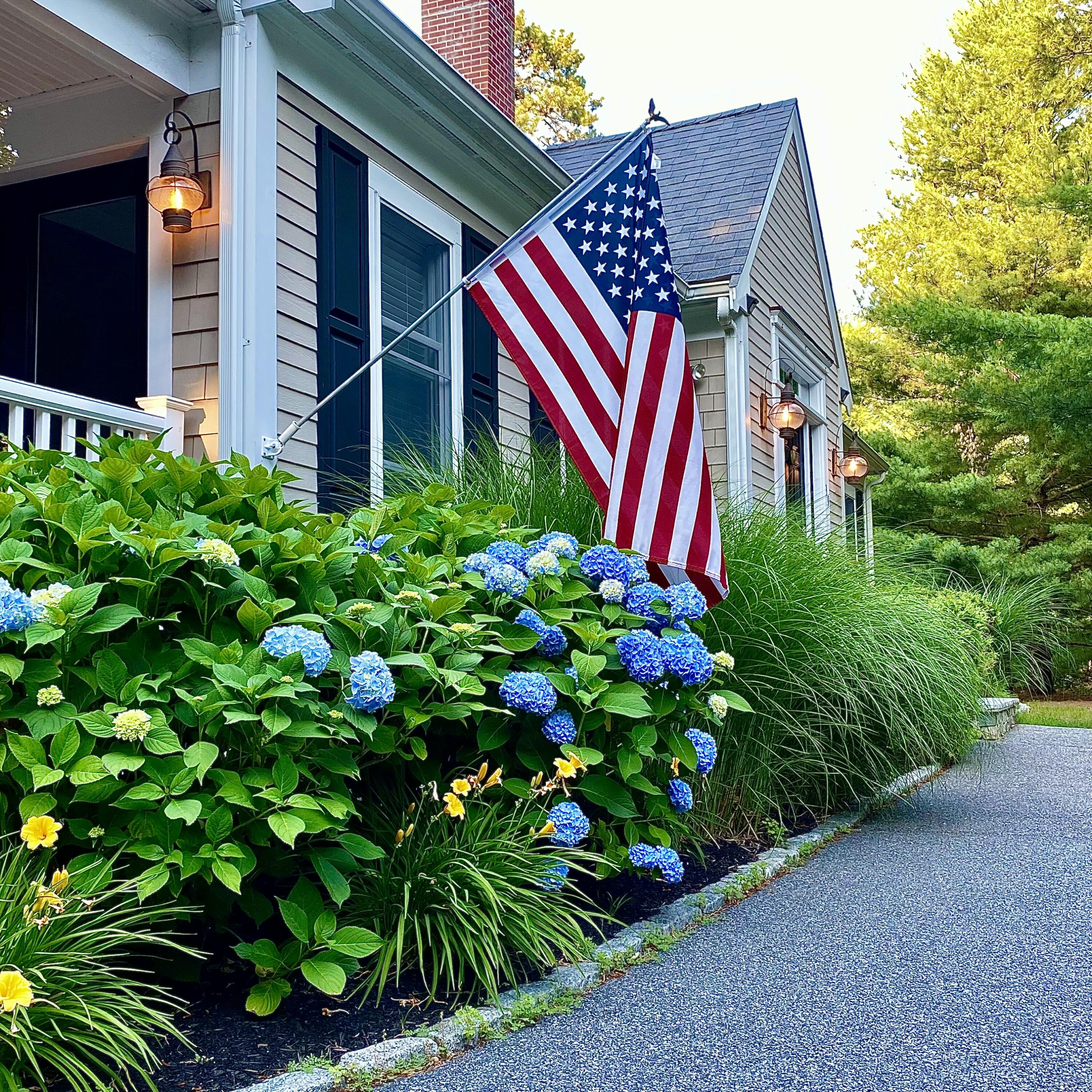 39 Popmunet Road Falmouth MA 02536