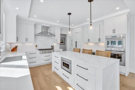 9 Rock Hill Road Sandwich MA 02563