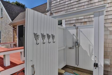 7 Hofe Road Orleans MA 02653