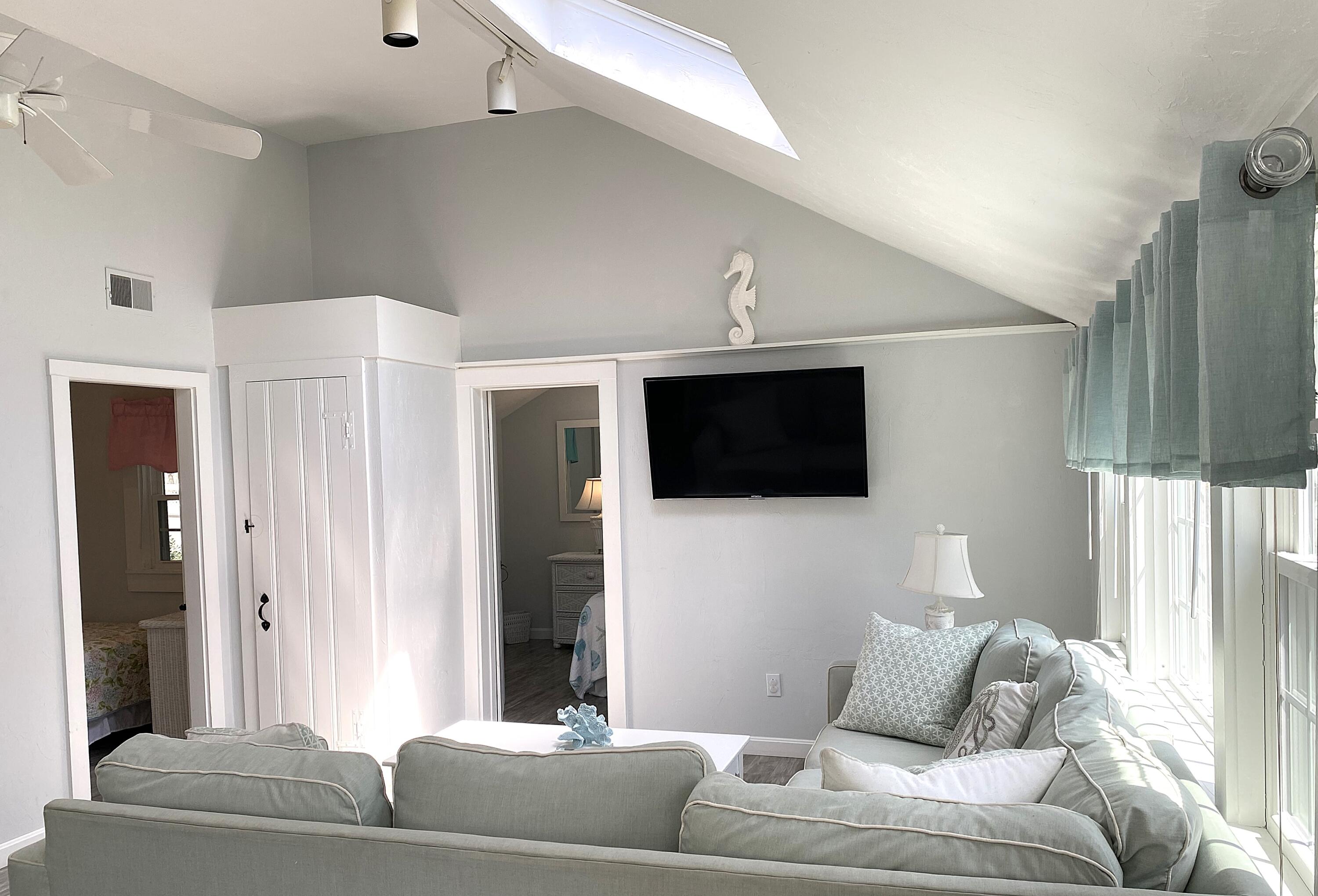 10 Wharf Avenue Mashpee MA 02649