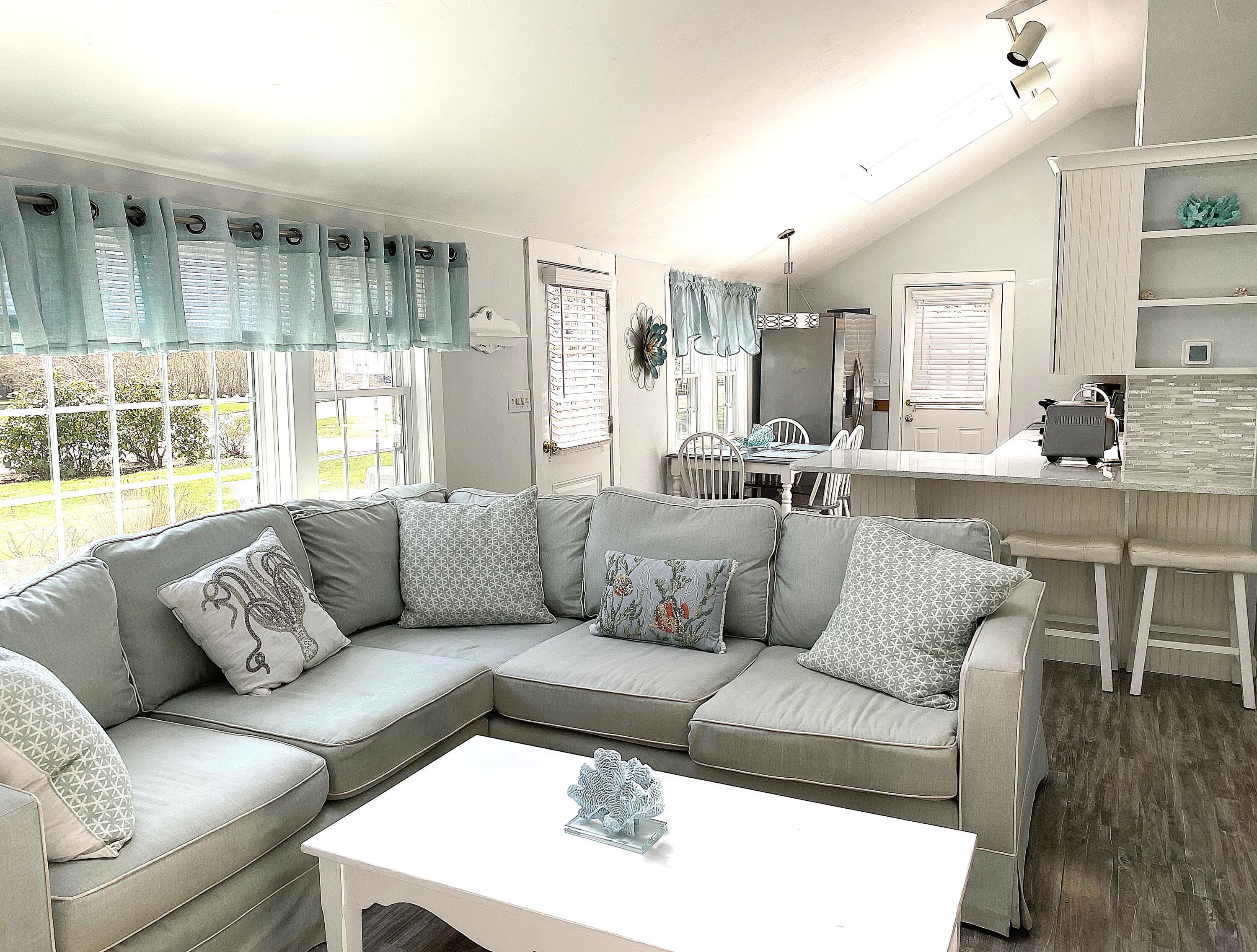 10 Wharf Avenue Mashpee MA 02649
