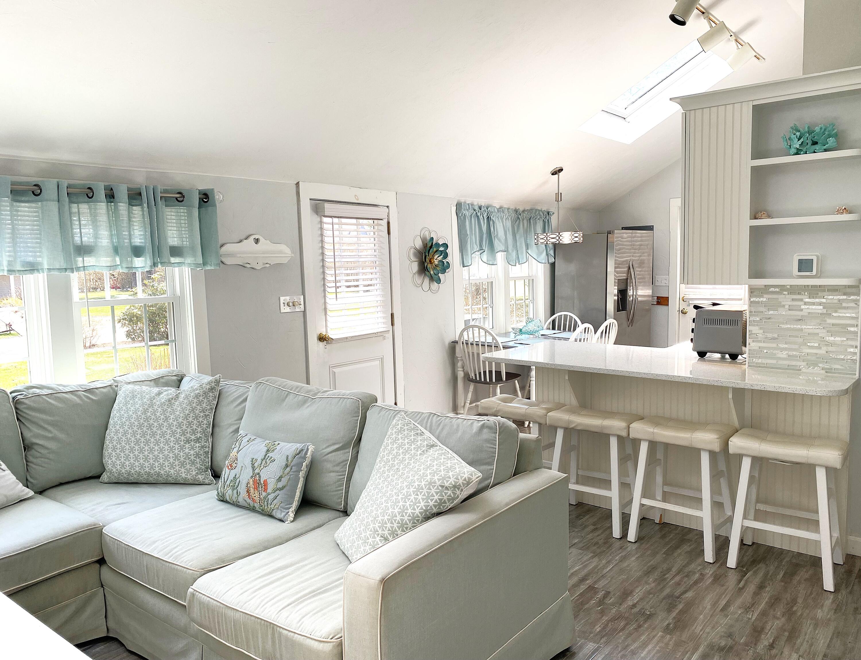 10 Wharf Avenue Mashpee MA 02649