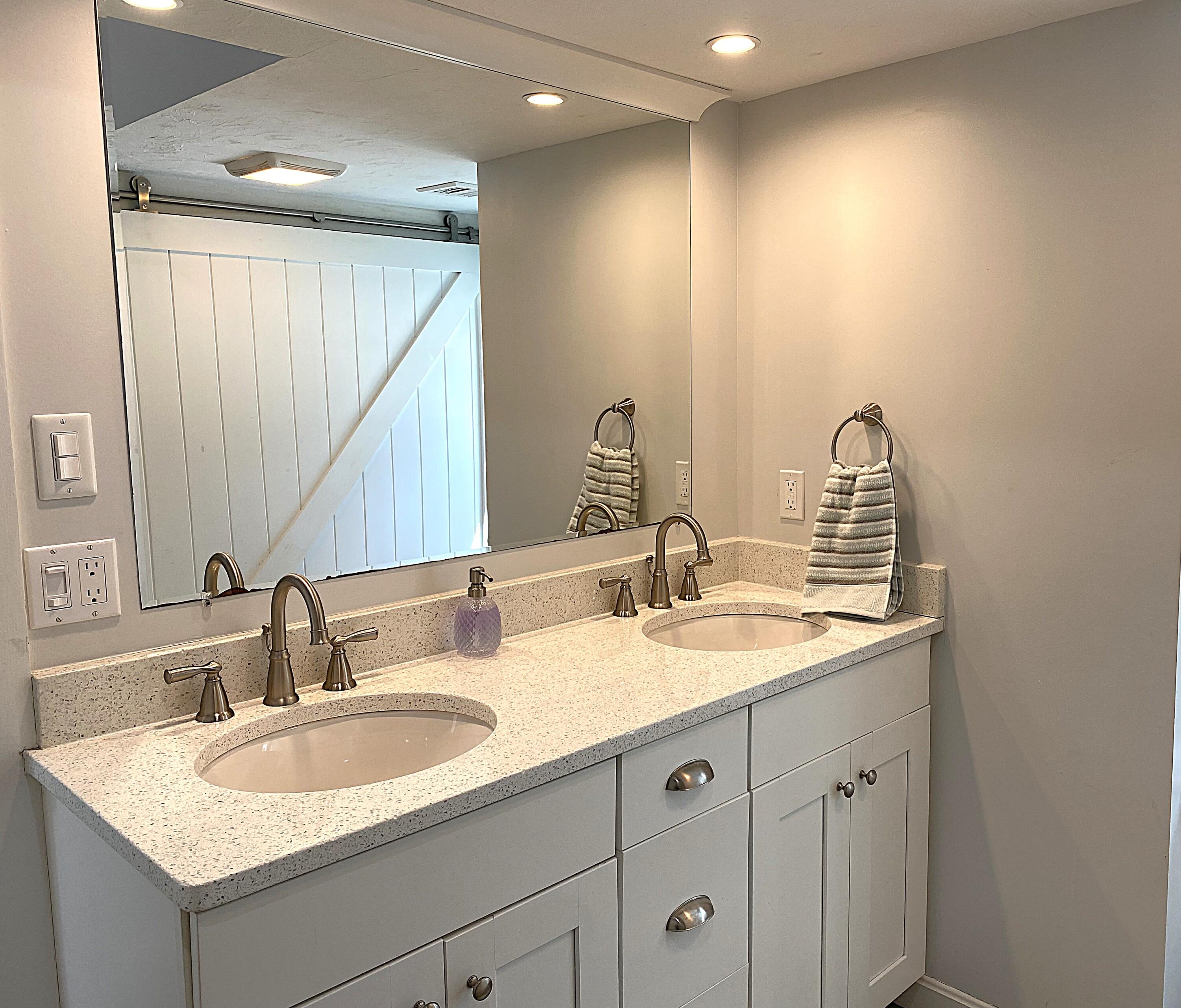 10 Wharf Avenue Mashpee MA 02649