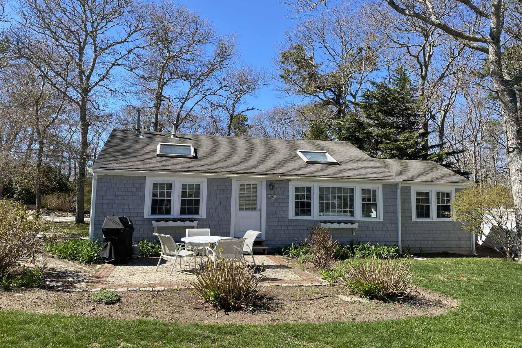10 Wharf Avenue Mashpee MA 02649