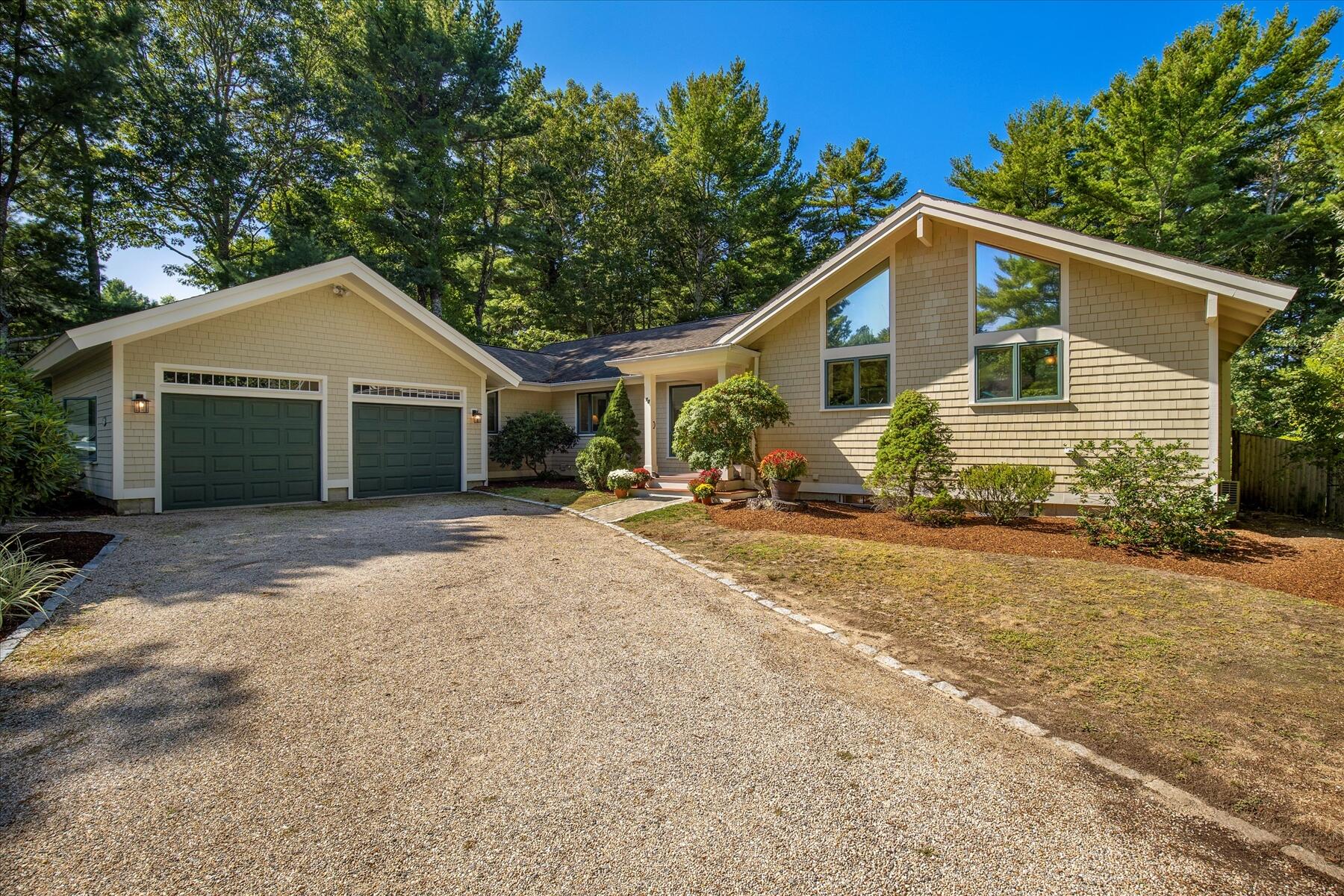 72 Walton Heath Way Mashpee MA 02649