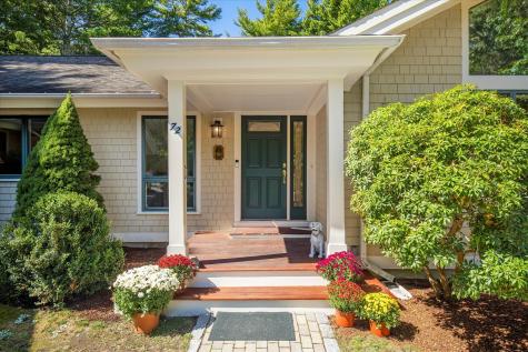 72 Walton Heath Way Mashpee MA 02649