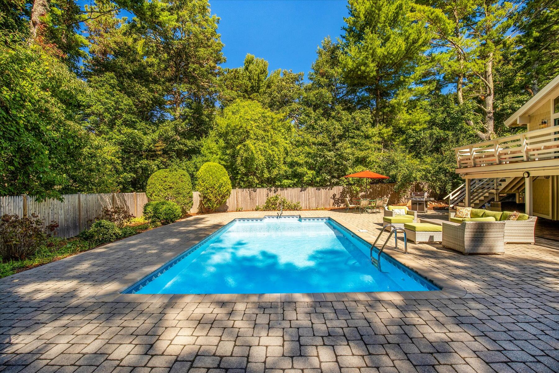 72 Walton Heath Way Mashpee MA 02649