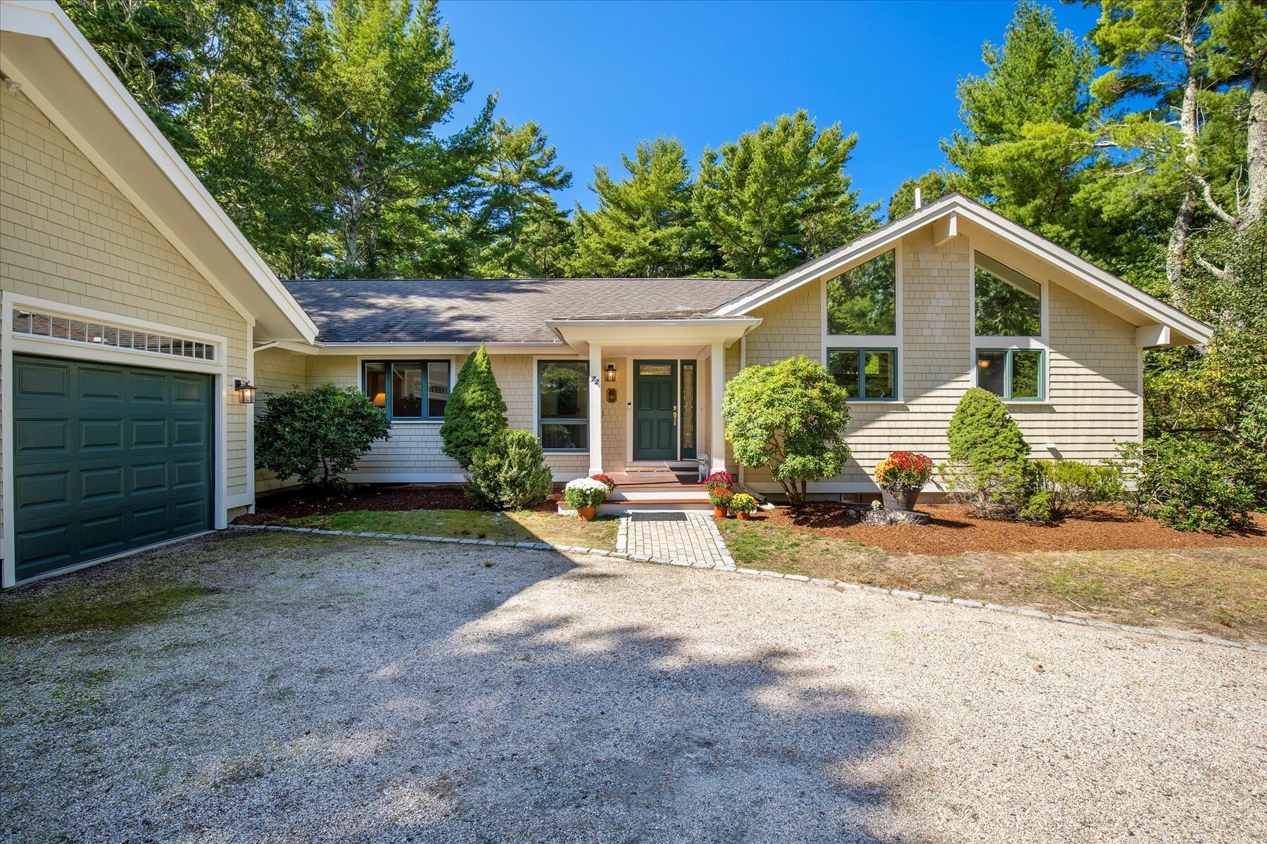 72 Walton Heath Way Mashpee MA 02649