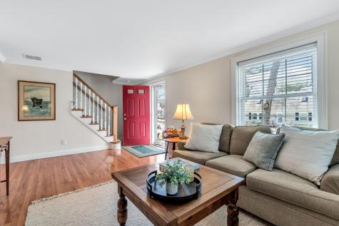 70 Lakeview Avenue Falmouth MA 02540